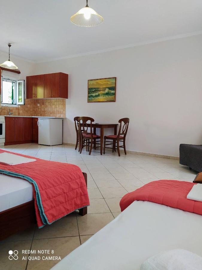 Oasis Exclusive Aparthotel Parga Exterior photo