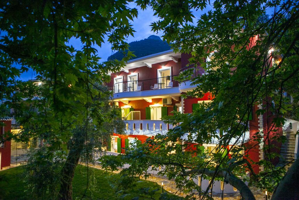 Oasis Exclusive Aparthotel Parga Exterior photo