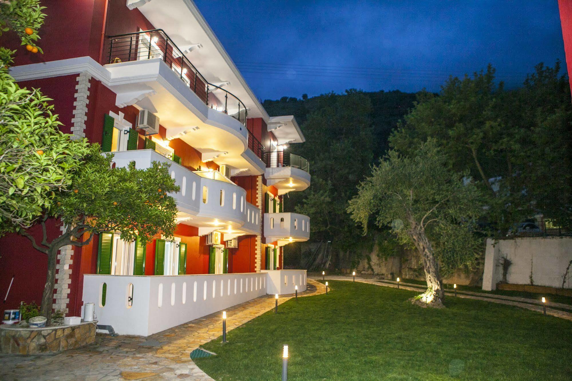 Oasis Exclusive Aparthotel Parga Exterior photo