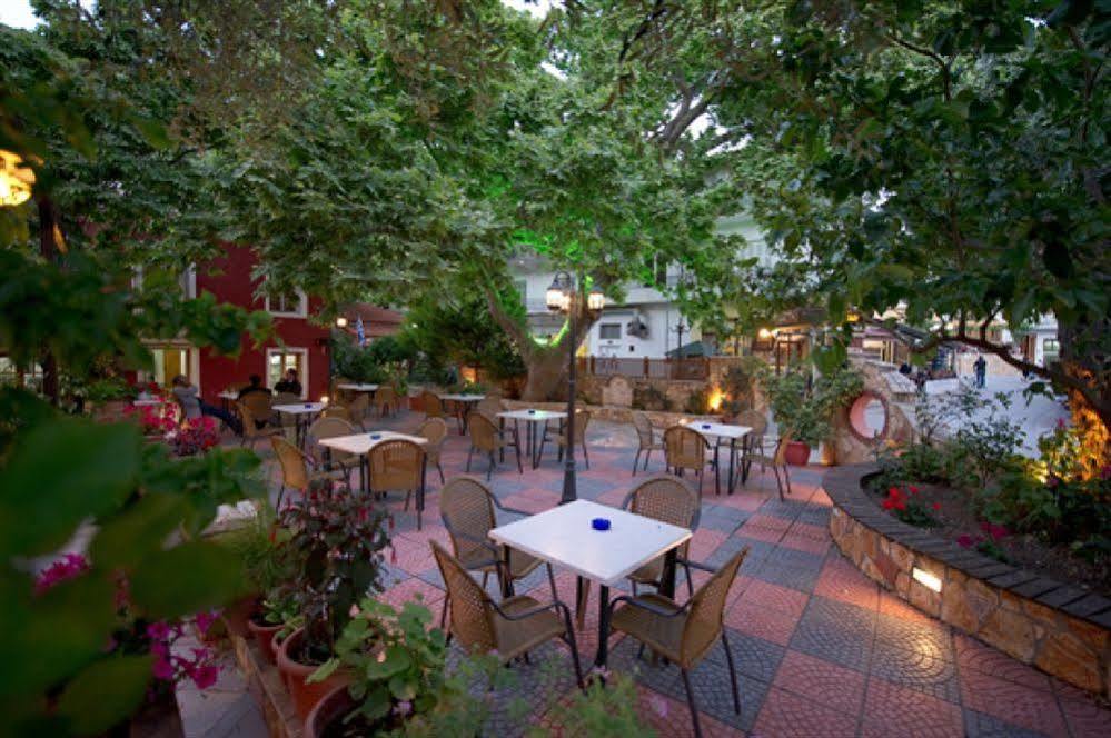 Oasis Exclusive Aparthotel Parga Exterior photo