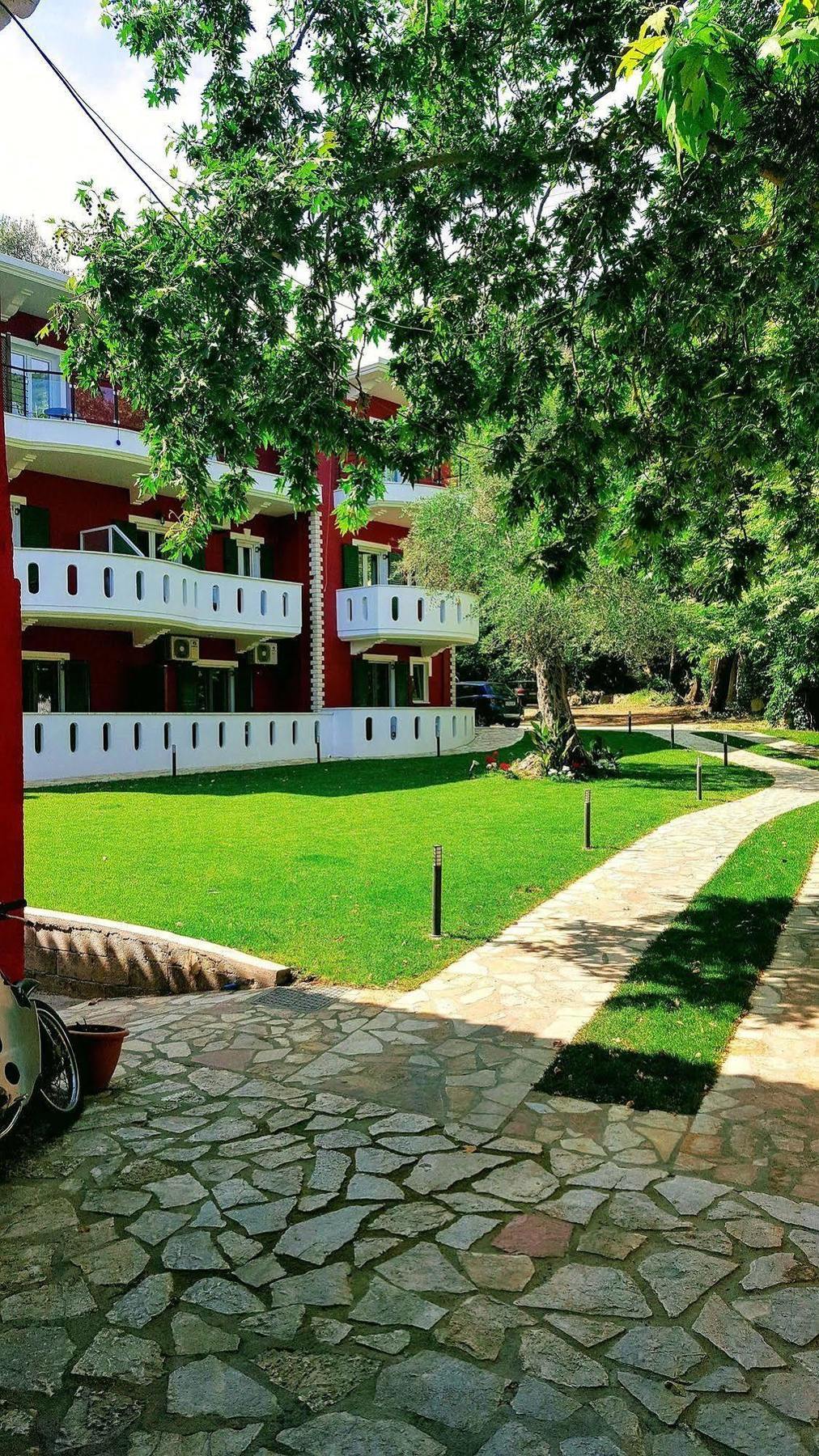 Oasis Exclusive Aparthotel Parga Exterior photo
